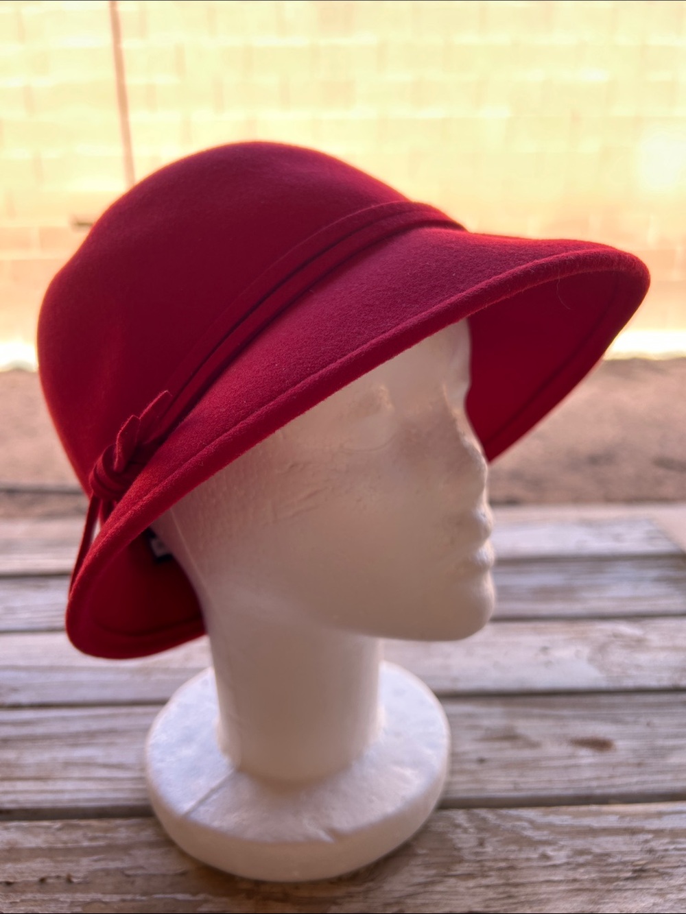 Vintage Croft & Barrow Red Color Women’s 100% Wool Cloche Hat.